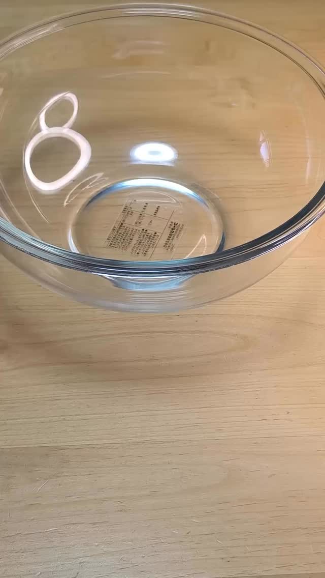 “Mitarashi Dango(みたらし団子)”

Skewered rice dumplings, grilled until lightly charred and glazed with a sweet soy sauce syrup.
A classic Japanese treat loved by both kids and adults.
The chewy texture unique to handmade dango makes it a truly delightful snack!

#wadawagashi #wagashi #japanesesweets #HandmadeWagashi #和菓子#japan#japaneseconfectionery#japaneseculture and #nara #osaka